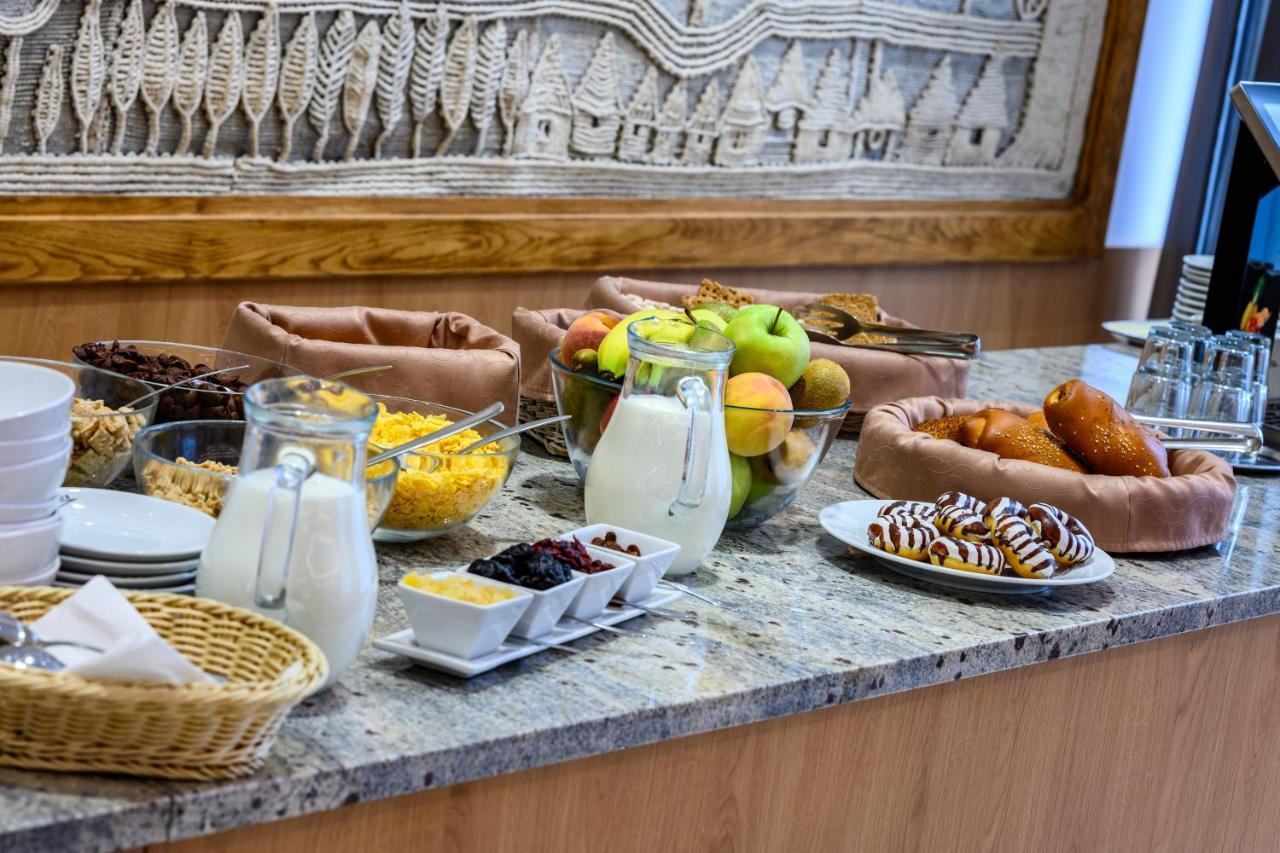 Hotel Lux بانْشكا بيشتريتْسا المظهر الخارجي الصورة